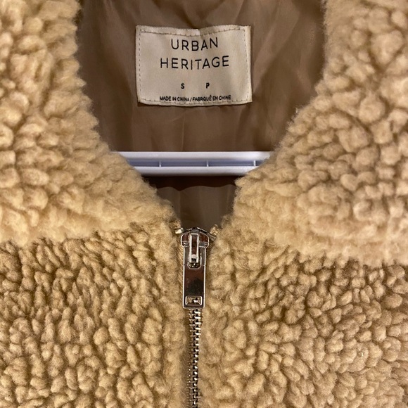 Urban Heritage Fleece | Size Small - Picture 2 of 8